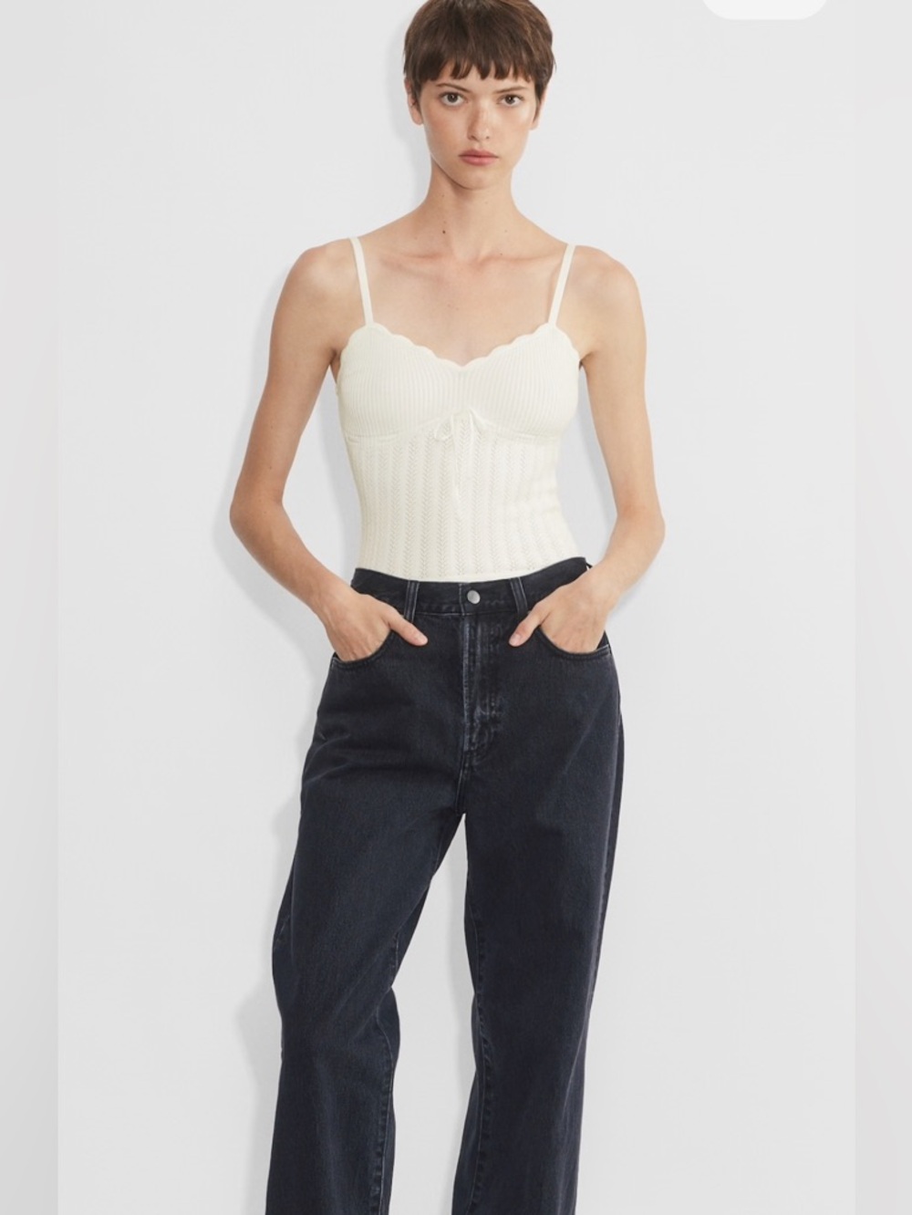Aritzia Wilfred Cream Ribbed Scallop-Trim Cami
